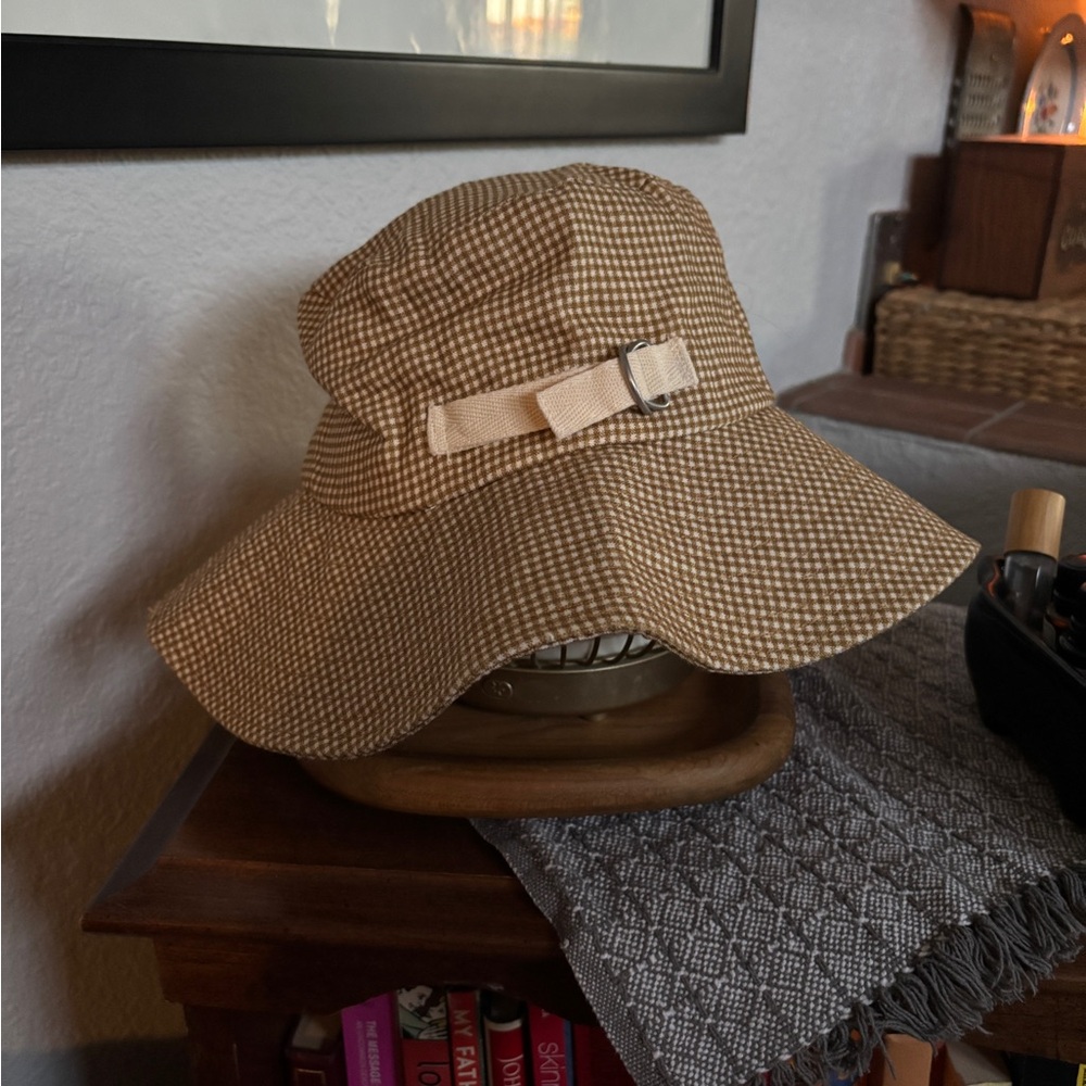 Madewell Tan Wide-Brimmed Sun Hat